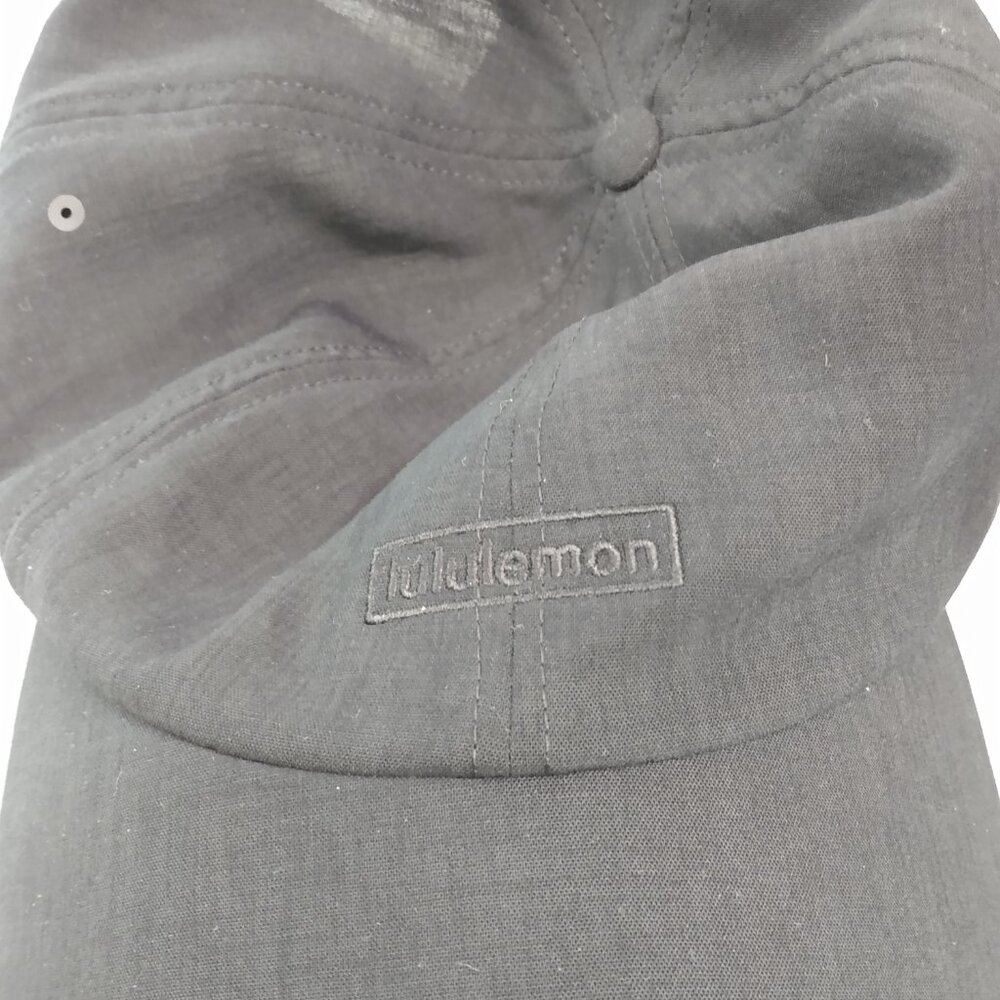 Lululemon Women's Fast Free Black Running Hat Script Logo Strapback Adjustable - Picture 2 of 9